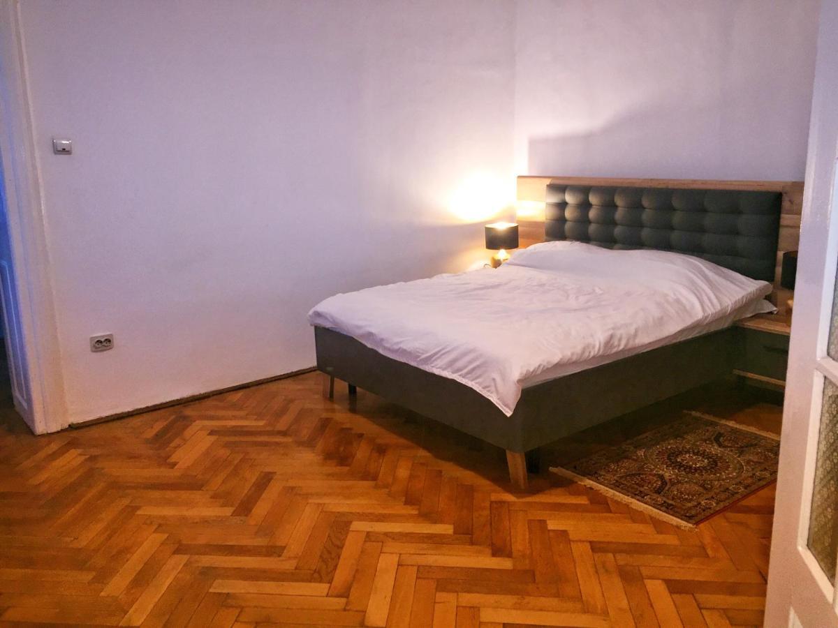 Piata Sfatului Residence Braşov Esterno foto